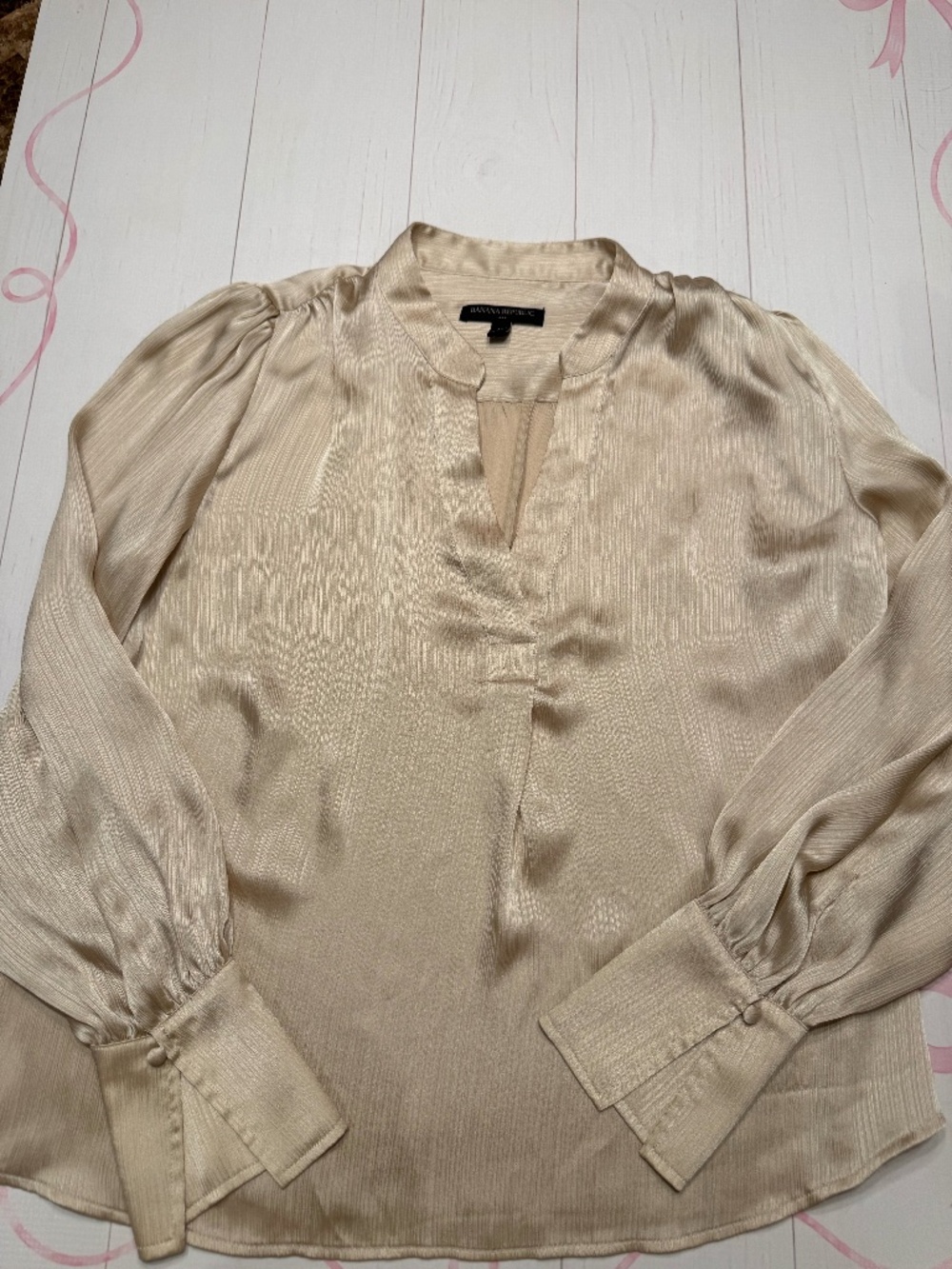 Banana Republic Split Neck Satin Blouse Size M